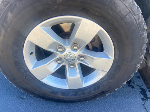 Used 2015 RAM 1500 Tradesman w/ Popular Equipment Group image 9