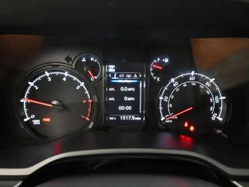 Used 2024 Toyota 4Runner SR5 image 12