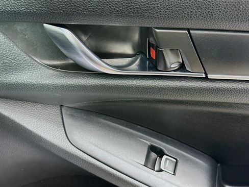 Used 2020 Honda Accord Sport image 29