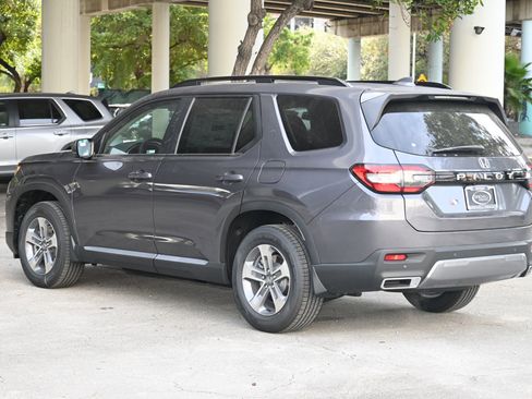 New 2026 Honda Pilot EX-L image 7