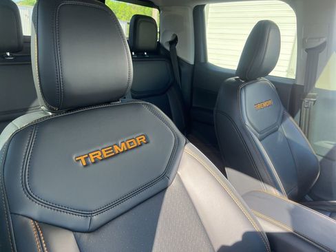 Used 2025 Ford Maverick Tremor AWD/4WD image 33