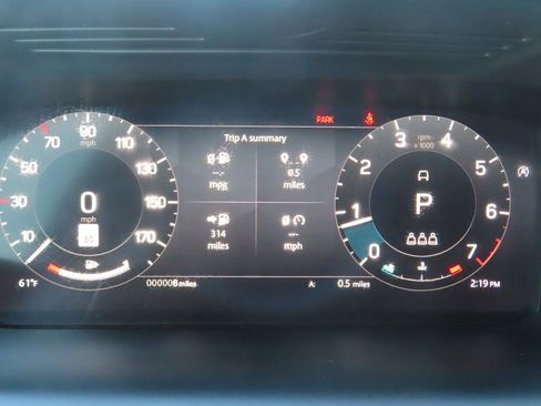 Used 2023 Land Rover Discovery Sport SE R-Dynamic image 31