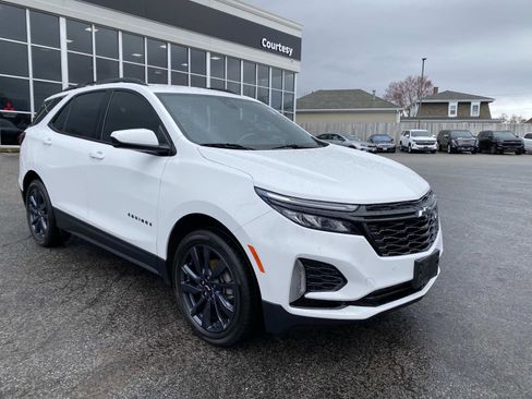 Used 2024 Chevrolet Equinox RS image 10