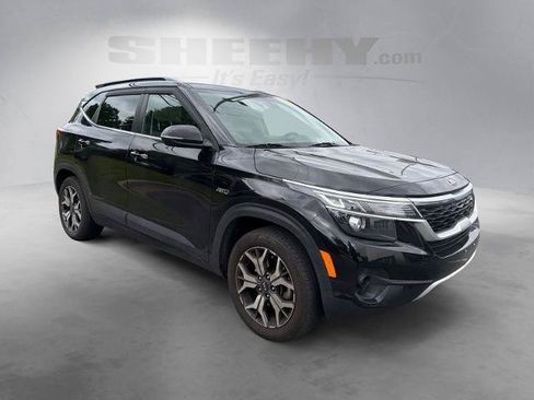Used 2021 Kia Seltos EX AWD/4WD image 2