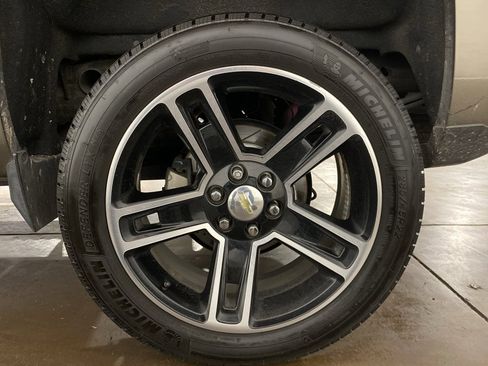 Used 2015 Chevrolet Silverado 1500 LTZ Z71 w/ LTZ Plus Package image 21