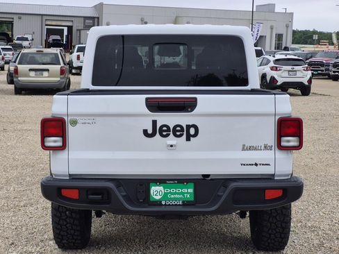 New 2026 Jeep Gladiator Sport AWD/4WD image 5