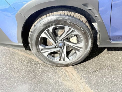 Used 2025 Subaru Crosstrek 2.0i Premium image 10