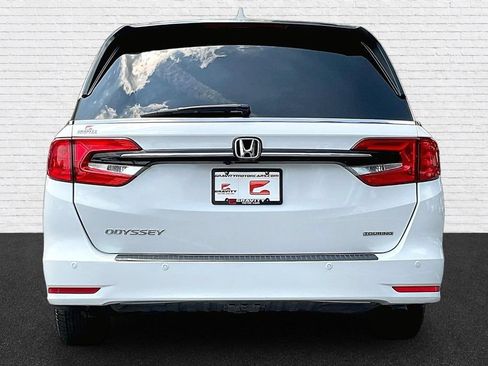 Used 2023 Honda Odyssey Touring image 5