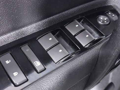 Used 2013 Chevrolet Silverado 1500 LT w/ All-Star Edition AWD/4WD image 25