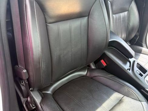 Used 2017 Buick Regal Sport Touring FWD image 25