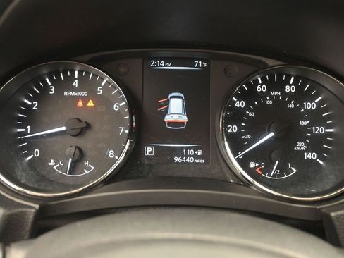 Used 2017 Nissan Rogue S image 10