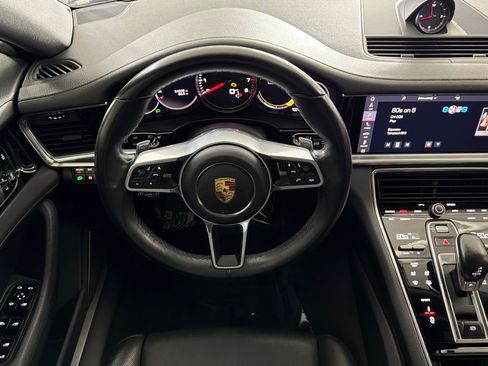 Used 2020 Porsche Panamera 4S AWD/4WD image 31