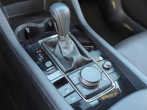 Used 2023 MAZDA MAZDA3 s image 12