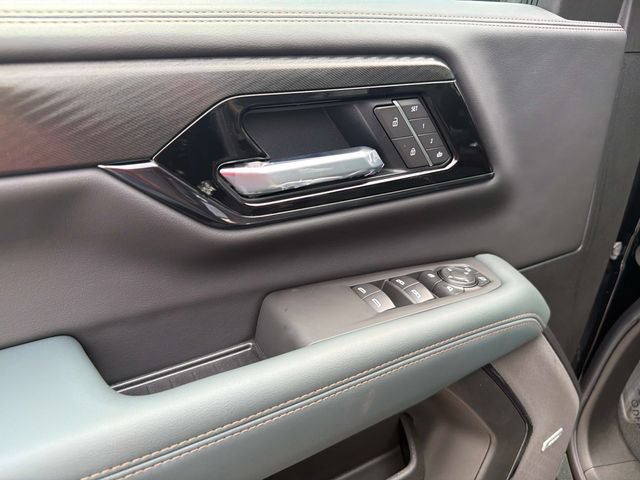 New 2026 GMC Yukon AT4 w/ AT4 Premium Plus Package AWD/4WD image 18