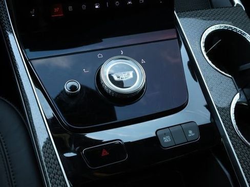 Certified 2025 Cadillac Escalade V w/ LPO, ONYX Package image 23