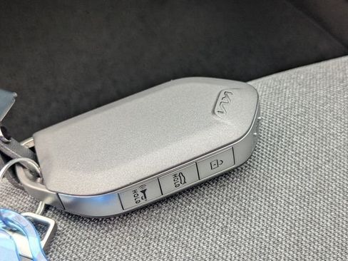New 2026 Kia K4 FWD image 28