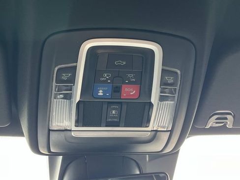 Used 2023 RAM 1500 Laramie AWD/4WD image 42