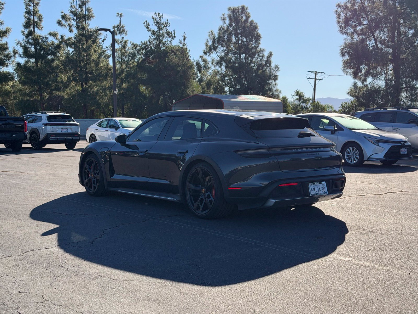Used 2023 Porsche Taycan 4S AWD/4WD image 4