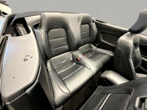 Used 2025 Ford Mustang Premium RWD image 25