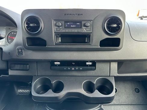 Used 2026 Mercedes-Benz Sprinter 144 Cargo image 16