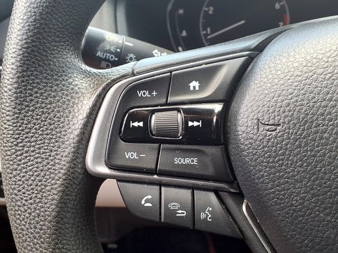Used 2020 Honda Accord LX image 19