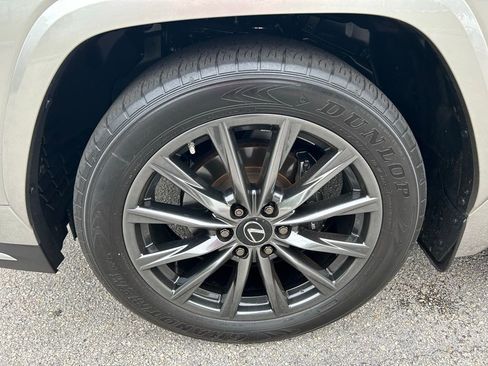 Used 2023 Lexus LX 600 F Sport w/ Accessory Package (Z1) image 9