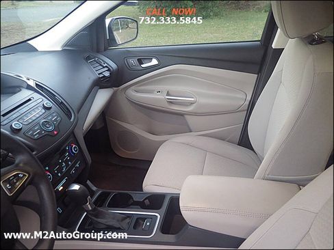 Used 2017 Ford Escape SE AWD/4WD image 15