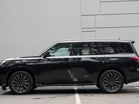 Used 2025 INFINITI QX80 Autograph w/ Premium Cargo Package AWD/4WD image 9