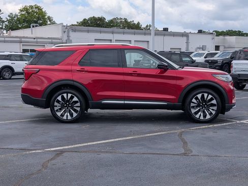 New 2026 Ford Explorer Platinum w/ LUX Leather Package AWD/4WD image 3
