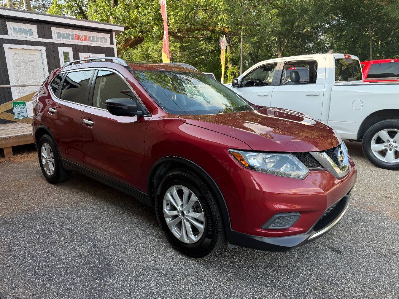 Used 2016 Nissan Rogue SV w/ SV Premium Package FWD image 3
