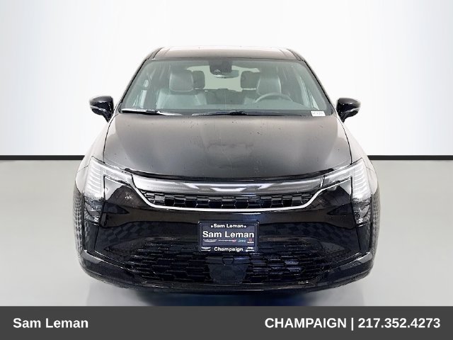 New 2027 Chrysler Pacifica Select FWD image 2