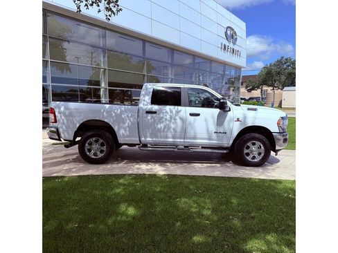 Used 2024 RAM 2500 Big Horn AWD/4WD image 5
