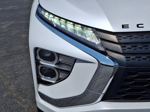 Used 2024 Mitsubishi Eclipse Cross Ralliart AWD/4WD image 8