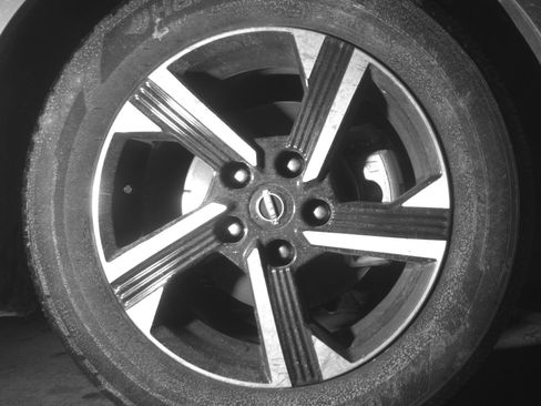 Used 2025 Nissan Sentra SV FWD image 16
