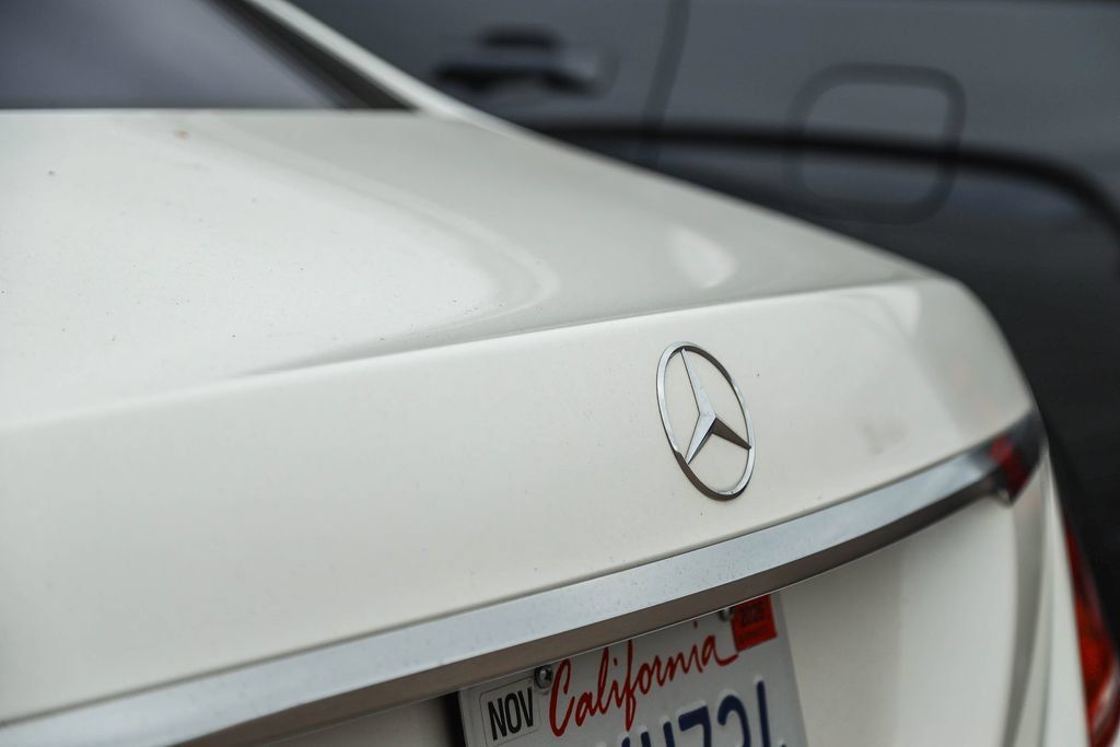 Used 2017 Mercedes-Benz S 550 Sedan image 10