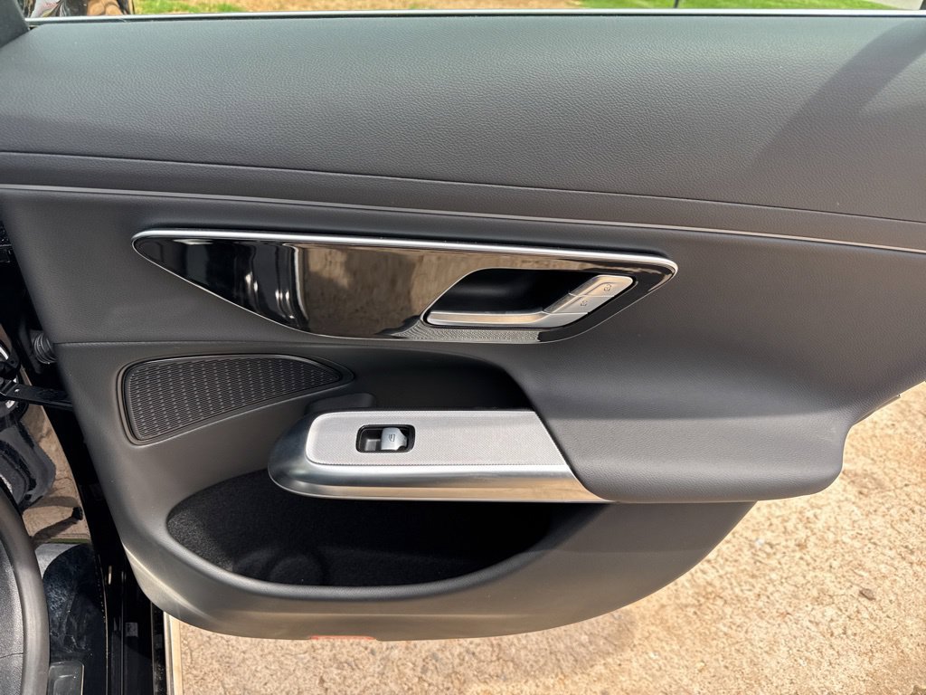 Used 2025 Mercedes-Benz E 350 Sedan w/ Winter Package image 39