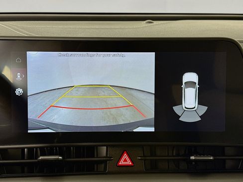 Used 2023 Kia Sportage EX FWD image 14