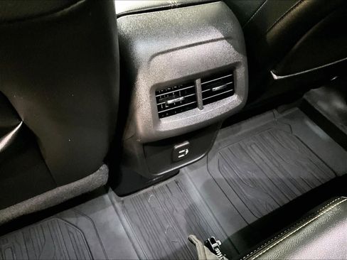 Used 2022 GMC Terrain AT4 w/ Infotainment Package II image 28