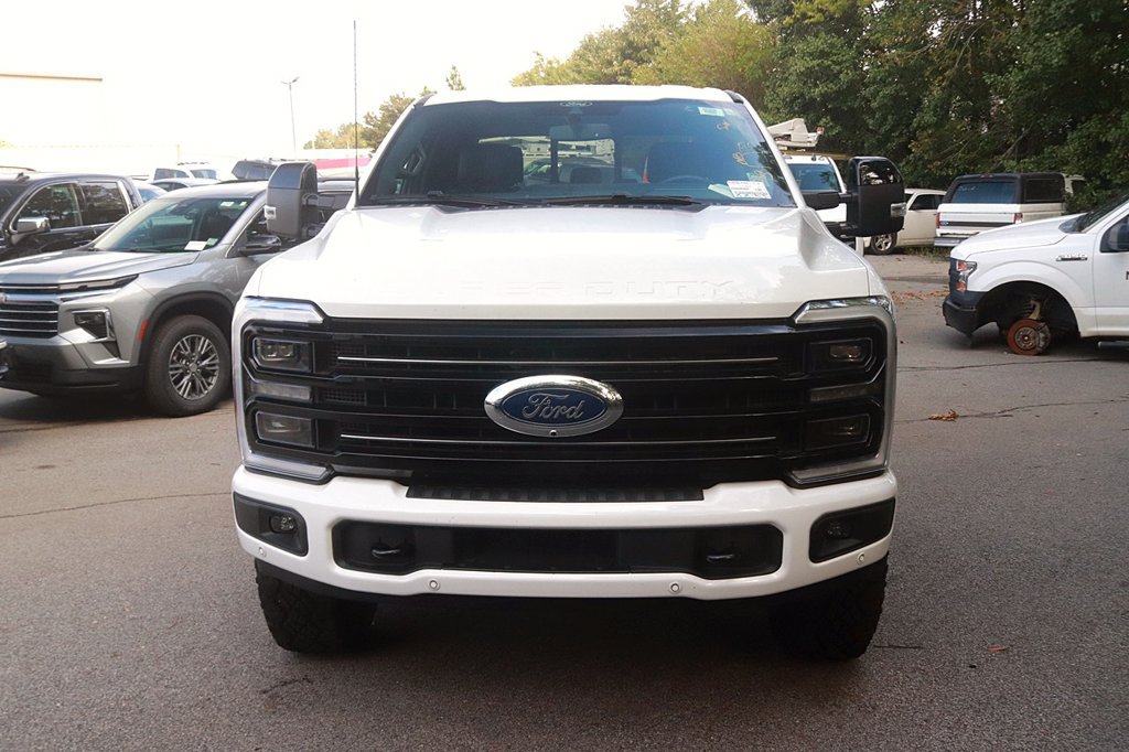 Used 2025 Ford F250 Platinum w/ Tremor Off-Road Package AWD/4WD image 2