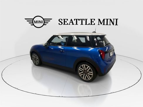 New 2026 MINI Cooper 2-Door Hardtop FWD image 8
