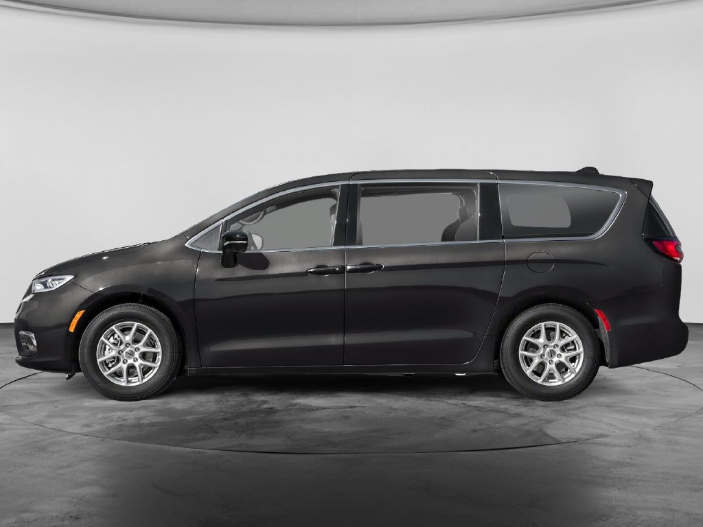 Used 2025 Chrysler Pacifica Select FWD image 3