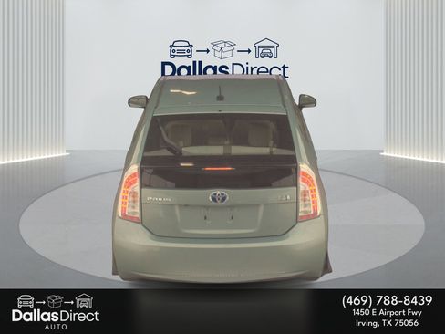 Used 2015 Toyota Prius Four FWD image 7