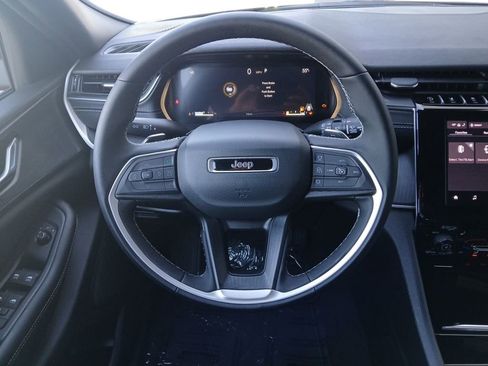 New 2026 Jeep Grand Cherokee L 2WD image 21