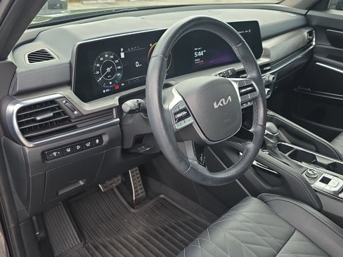 Used 2025 Kia Telluride SX Prestige X-Line AWD/4WD image 24