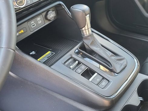 Used 2023 Honda CR-V EX-L image 9