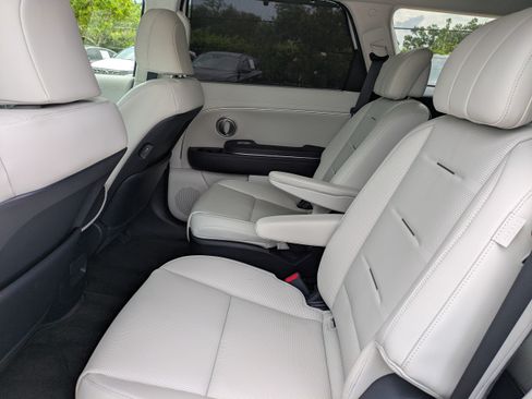 Used 2026 Hyundai Palisade Calligraphy AWD/4WD image 14