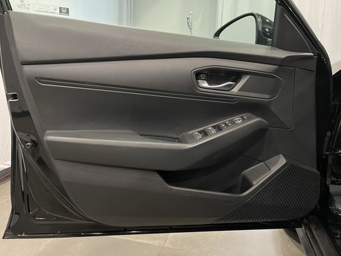 Used 2025 Honda Accord LX image 12