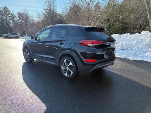 Used 2016 Hyundai Tucson Sport image 3