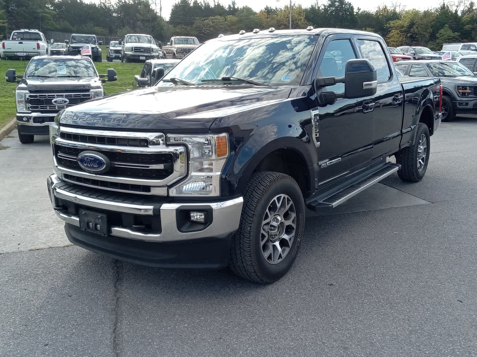 Used 2022 Ford F250 Lariat w/ Lariat Ultimate Package AWD/4WD image 3