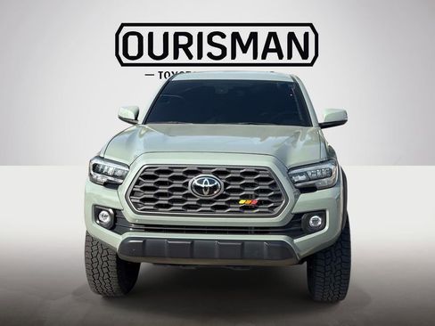 Used 2023 Toyota Tacoma TRD Off-Road AWD/4WD image 2